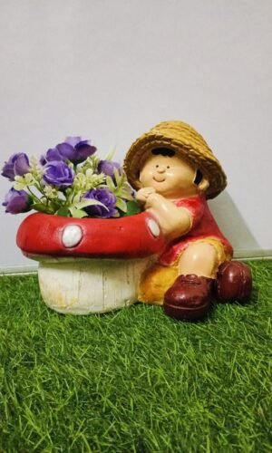 Mushroom Patch Child Figurine Planter – Rustic Resin Boy with Straw Hat Flower Pot